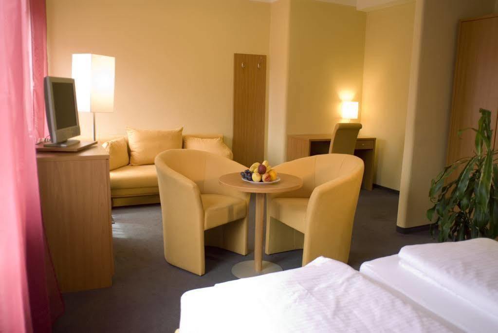 ליבניץ Hotel Restaurant Roemerhof מראה חיצוני תמונה